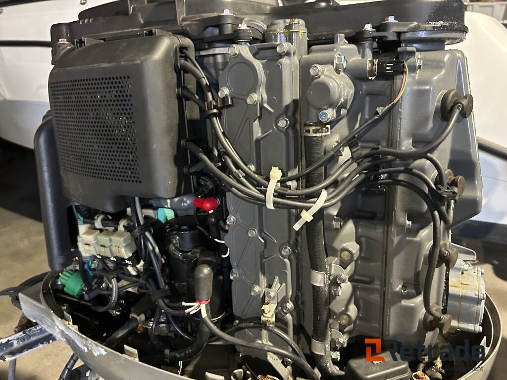 آلات أخرى 2002 Båtmotor Honda 130 hk Four Stroke: صورة 7 آلات أخرى 2002 Båtmotor Honda 130 hk Four Stroke: صورة 7