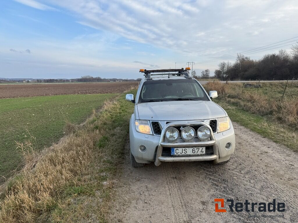 Bil Nissan Navara - سيارة: صورة 2 Bil Nissan Navara - سيارة: صورة 2