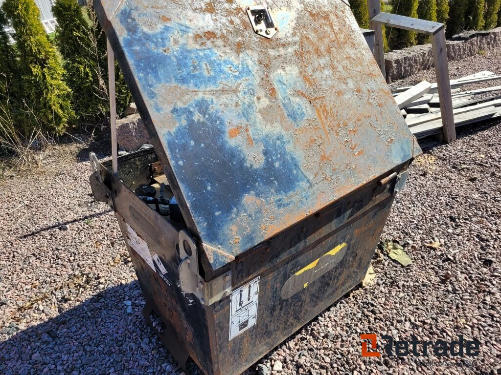 Bränsletank Dieseltank Western EC400 med pump - معدات الانشاءات: صورة 3 Bränsletank Dieseltank Western EC400 med pump - معدات الانشاءات: صورة 3