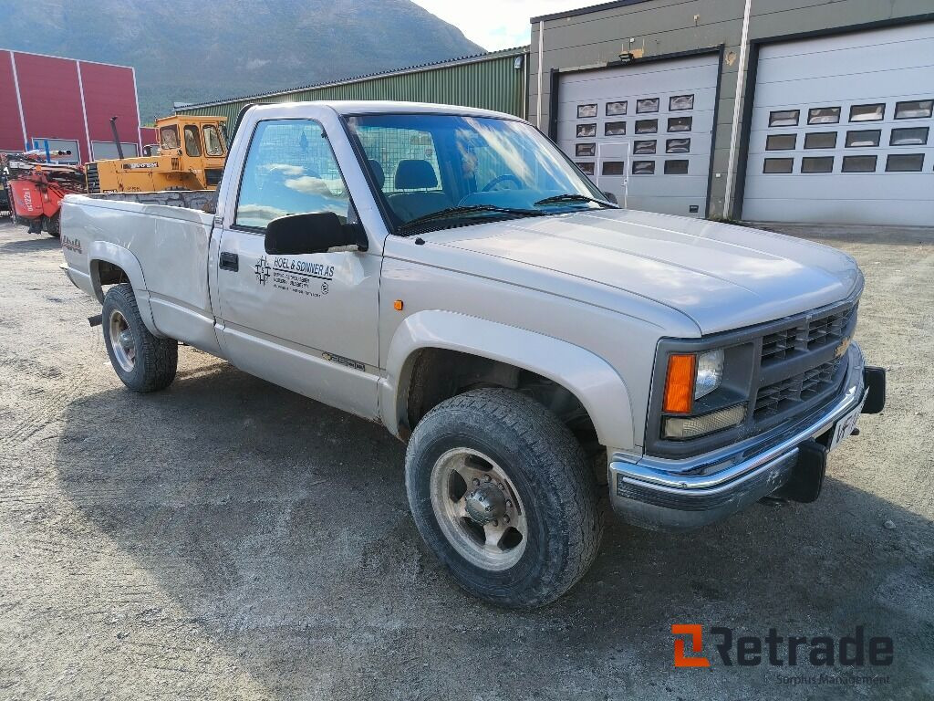 Chevrolet 2500 4X4, 6.5L Turbo Diesel - شاحنة البيك أب: صورة 2 Chevrolet 2500 4X4, 6.5L Turbo Diesel - شاحنة البيك أب: صورة 2