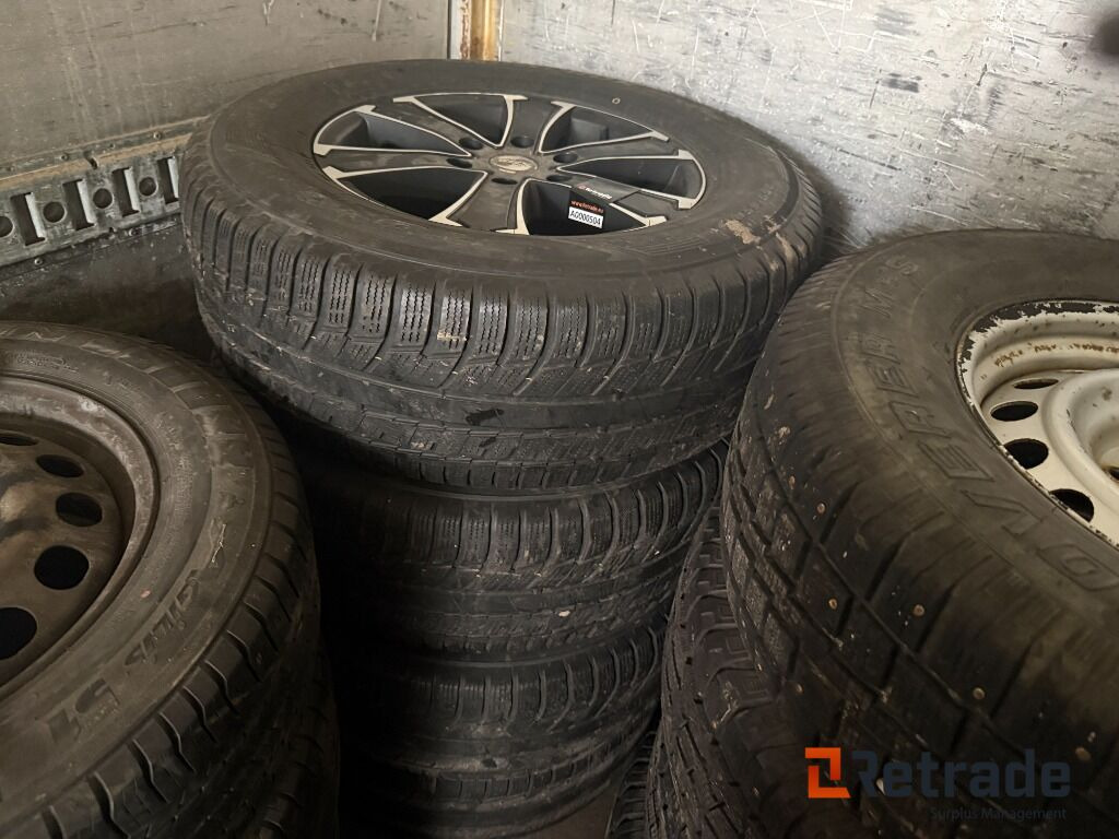 Däck TOYO 265/65 R17 - معدات الانشاءات: صورة 1 Däck TOYO 265/65 R17 - معدات الانشاءات: صورة 1