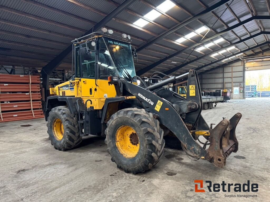 Hjullæsser Komatsu WA 150 - اللودر بعجل: صورة 2 Hjullæsser Komatsu WA 150 - اللودر بعجل: صورة 2