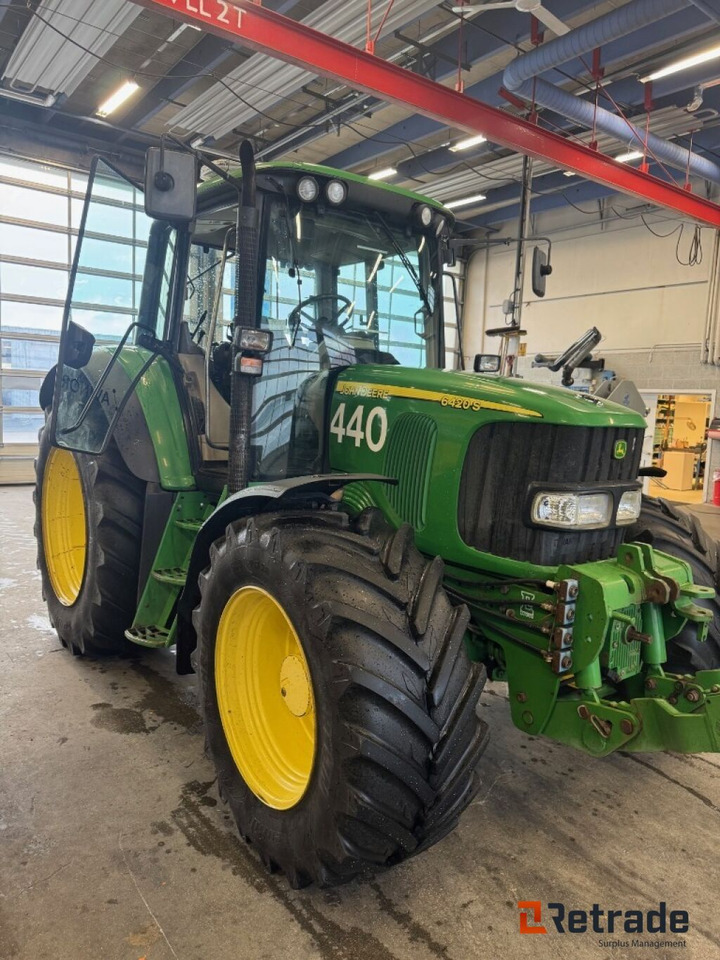 JOHN DEERE 6420S - 7114 timer - 2006 Modell - آلات زراعية: صورة 4 JOHN DEERE 6420S - 7114 timer - 2006 Modell - آلات زراعية: صورة 4