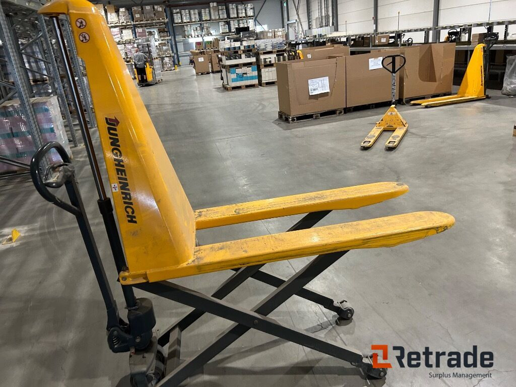 Jekke tralle fra Jungheinrich AX 10 - شاحنة نقل الطبالي: صورة 2 Jekke tralle fra Jungheinrich AX 10 - شاحنة نقل الطبالي: صورة 2