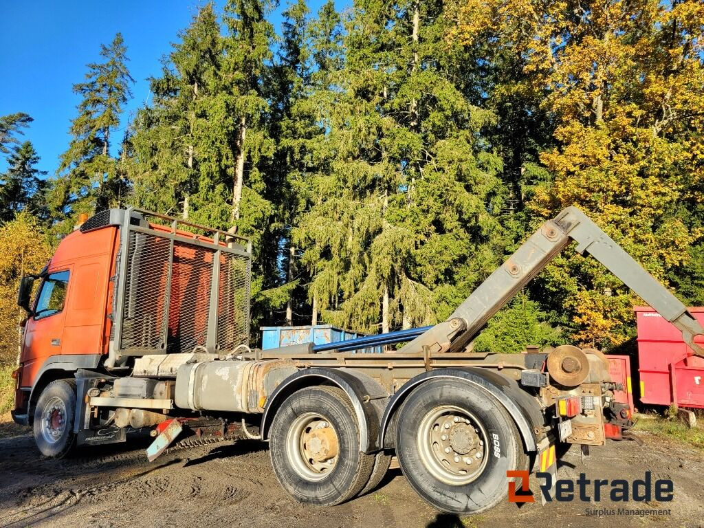 Lastväxlare plogutrustad med underbett Volvo FM 12 , Full parabel - شاحنة برافعة خطافية, شاحنة كرين: صورة 4 Lastväxlare plogutrustad med underbett Volvo FM 12 , Full parabel - شاحنة برافعة خطافية, شاحنة كرين: صورة 4