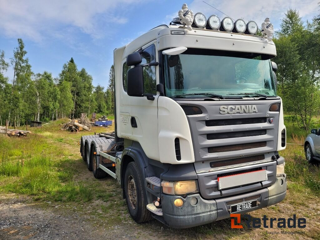 Lastväxlare tridem SCANIA R480 - شاحنة برافعة خطافية, شاحنة كرين: صورة 2 Lastväxlare tridem SCANIA R480 - شاحنة برافعة خطافية, شاحنة كرين: صورة 2