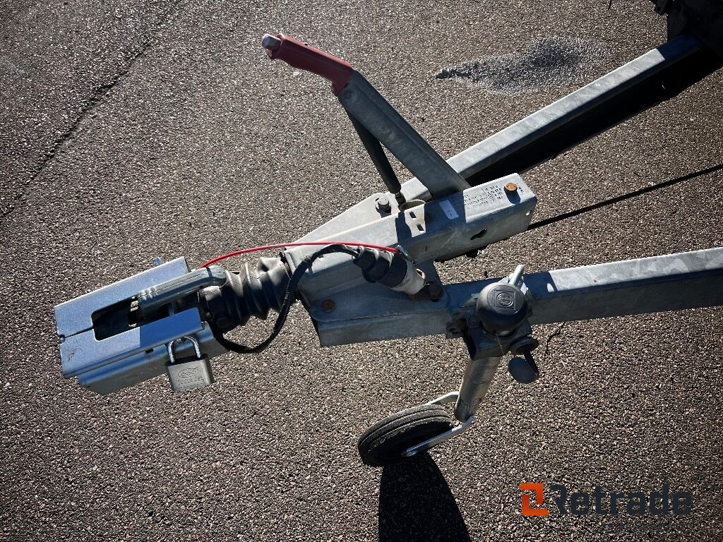 Lätt Släpvagn Brenderup 2300A - 2007 - مقطورة ستارة: صورة 5 Lätt Släpvagn Brenderup 2300A - 2007 - مقطورة ستارة: صورة 5
