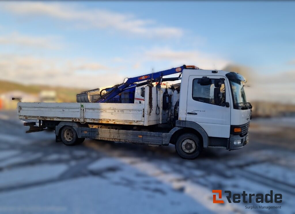 Mercedes-Benz Atego 818L med 6 meter plan og kran - شاحنات مسطحة, شاحنة كرين: صورة 4 Mercedes-Benz Atego 818L med 6 meter plan og kran - شاحنات مسطحة, شاحنة كرين: صورة 4