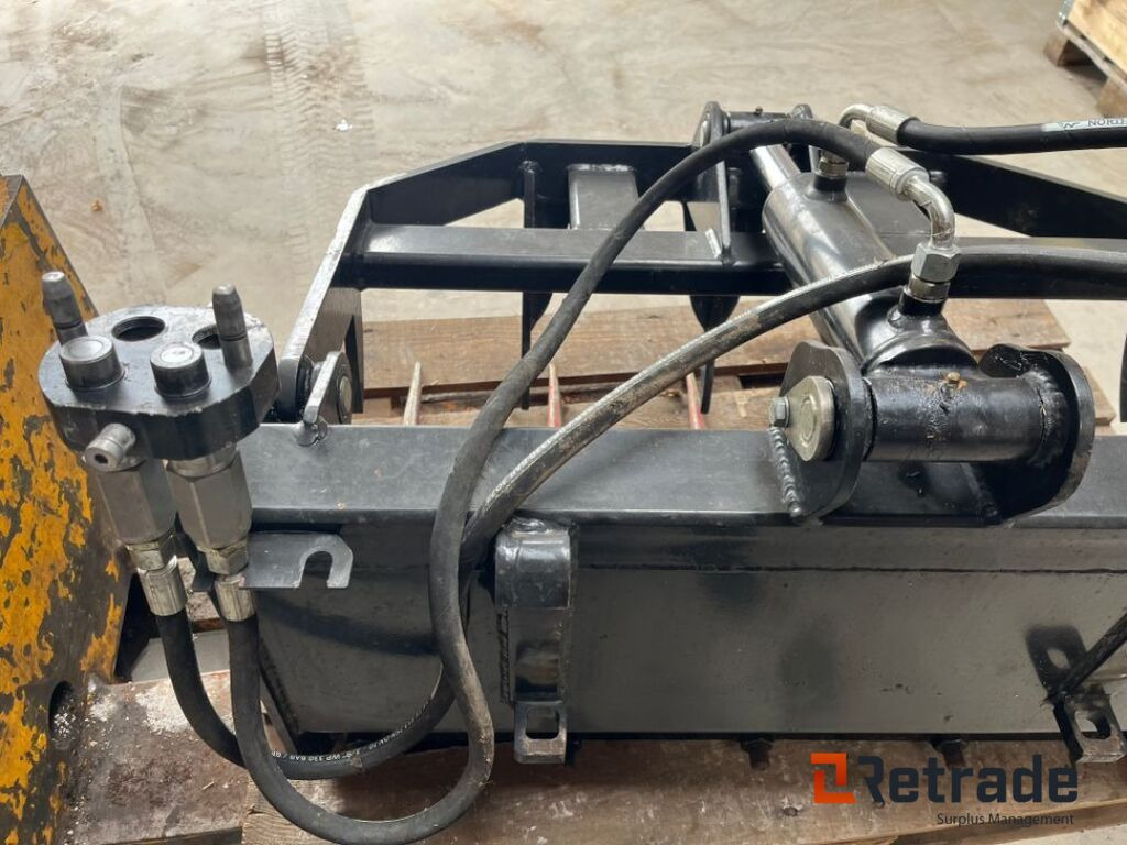 Overfaldsklo til Avant/multi One / Assault claw for Avant/multi One - معدات تخزين حبوب: صورة 4 Overfaldsklo til Avant/multi One / Assault claw for Avant/multi One - معدات تخزين حبوب: صورة 4