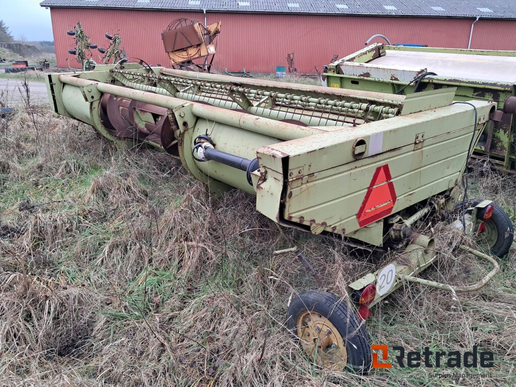 Skærebord Fortschritt E 025 B - رأس الحصادة: صورة 3 Skærebord Fortschritt E 025 B - رأس الحصادة: صورة 3