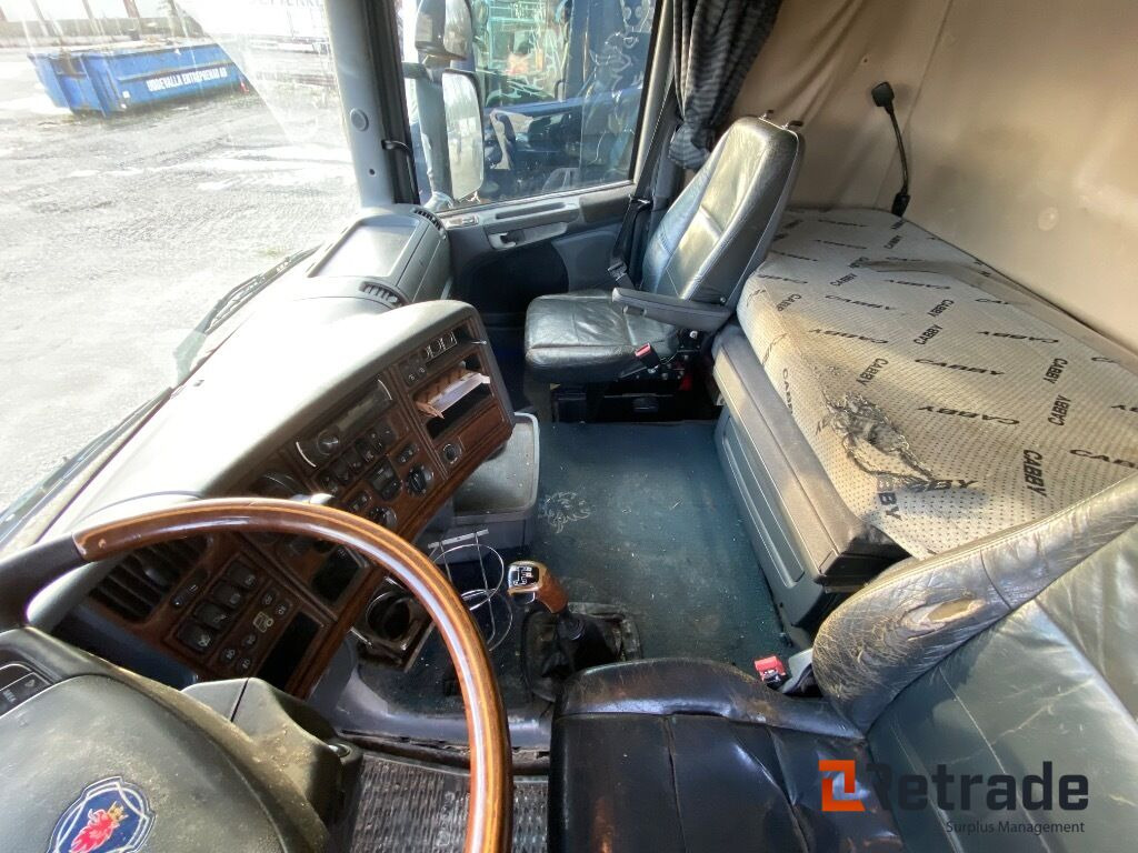 Skåpbil Scania R500LB6X2*4MNB Renoveringsobjekt - شاحنة صندوقية: صورة 5 Skåpbil Scania R500LB6X2*4MNB Renoveringsobjekt - شاحنة صندوقية: صورة 5
