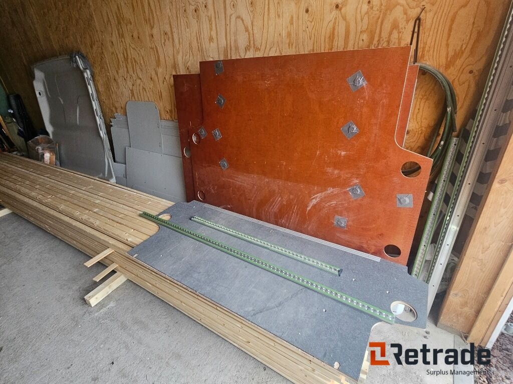 Skåpsinredning Peugeot Boxer - سيارة: صورة 1 Skåpsinredning Peugeot Boxer - سيارة: صورة 1