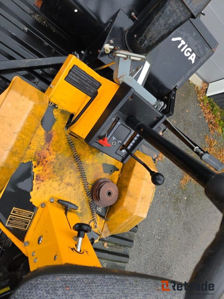 Stiga Park med snöslunga - معدات الانشاءات: صورة 4 Stiga Park med snöslunga - معدات الانشاءات: صورة 4