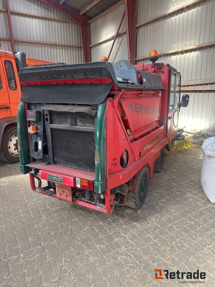 Sweeping equipment Schmidt Sk153 - سياره كنس شوارع: صورة 3 Sweeping equipment Schmidt Sk153 - سياره كنس شوارع: صورة 3
