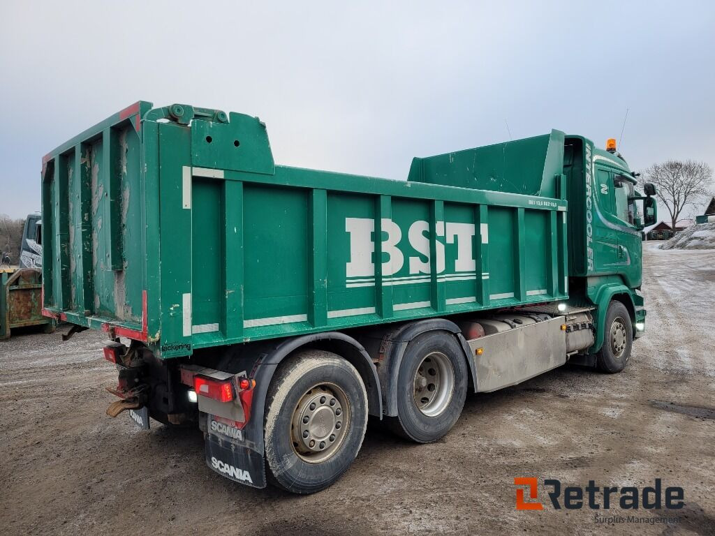 Tippbil Scania R580 V8 Euro 6 Benalu - شاحنة قلاب: صورة 4 Tippbil Scania R580 V8 Euro 6 Benalu - شاحنة قلاب: صورة 4