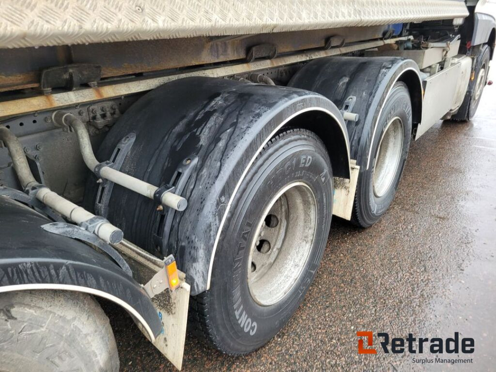 تأجير Tridem lastväxlare med flak Daf XF530 FAW Euro 6, låga mil -2022 Tridem lastväxlare med flak Daf XF530 FAW Euro 6, låga mil -2022: صورة 38 تأجير Tridem lastväxlare med flak Daf XF530 FAW Euro 6, låga mil -2022 Tridem lastväxlare med flak Daf XF530 FAW Euro 6, låga mil -2022: صورة 38