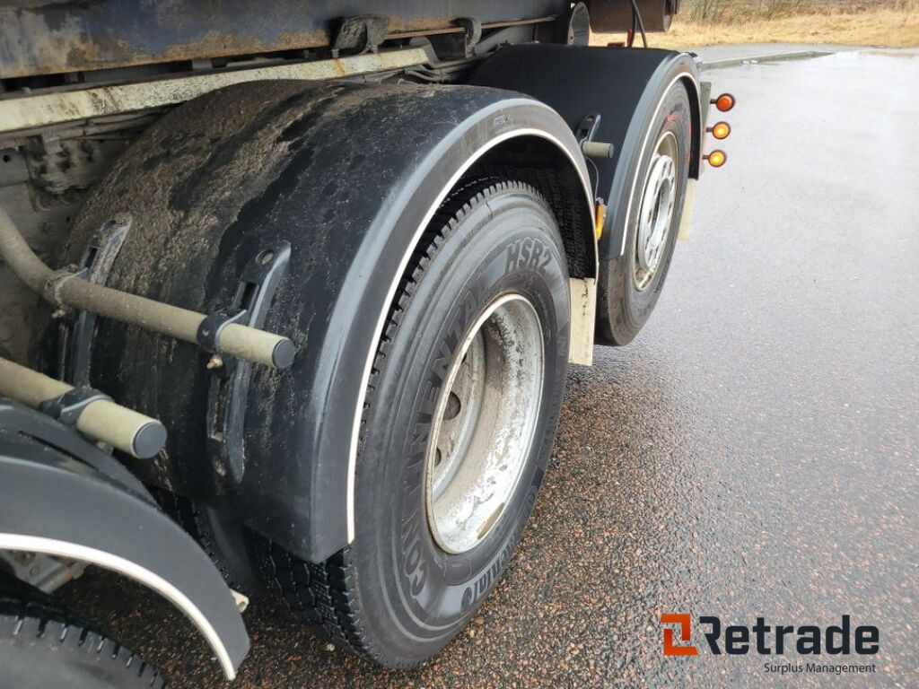 تأجير Tridem lastväxlare med flak Daf XF530 FAW Euro 6, låga mil -2022 Tridem lastväxlare med flak Daf XF530 FAW Euro 6, låga mil -2022: صورة 24 تأجير Tridem lastväxlare med flak Daf XF530 FAW Euro 6, låga mil -2022 Tridem lastväxlare med flak Daf XF530 FAW Euro 6, låga mil -2022: صورة 24