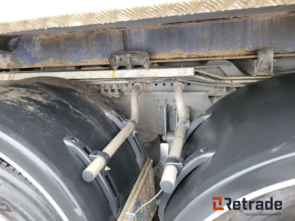 تأجير Tridem lastväxlare med flak Daf XF530 FAW Euro 6, låga mil -2022 Tridem lastväxlare med flak Daf XF530 FAW Euro 6, låga mil -2022: صورة 29 تأجير Tridem lastväxlare med flak Daf XF530 FAW Euro 6, låga mil -2022 Tridem lastväxlare med flak Daf XF530 FAW Euro 6, låga mil -2022: صورة 29