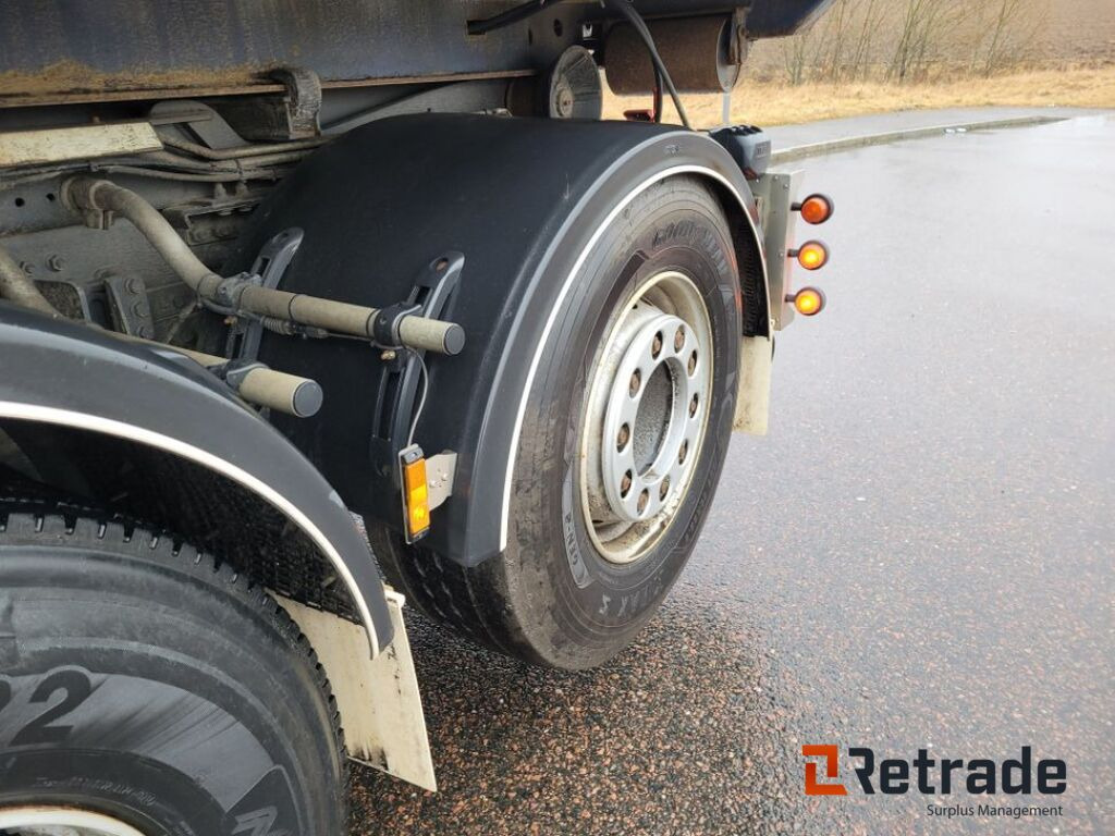 تأجير Tridem lastväxlare med flak Daf XF530 FAW Euro 6, låga mil -2022 Tridem lastväxlare med flak Daf XF530 FAW Euro 6, låga mil -2022: صورة 26 تأجير Tridem lastväxlare med flak Daf XF530 FAW Euro 6, låga mil -2022 Tridem lastväxlare med flak Daf XF530 FAW Euro 6, låga mil -2022: صورة 26