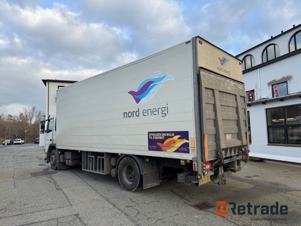 VOLVO FM 330 4X2 - شاحنة صندوقية: صورة 4 VOLVO FM 330 4X2 - شاحنة صندوقية: صورة 4