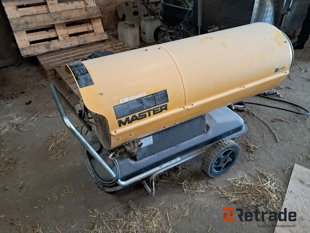 Varmekanon Master B 360 - سخان الإنشاء: صورة 1 Varmekanon Master B 360 - سخان الإنشاء: صورة 1