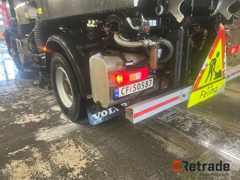 سياره كنس شوارع Volvo FE 300 Feiebil / Kombibil med Tipp og Brøyteoppsett: صورة 10