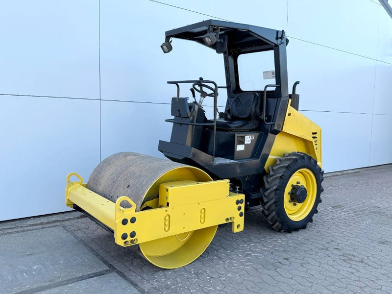 Bomag BW124DH-3 - Dutch Machine / Only 2104 Hours! - مدحلة: صورة 2 Bomag BW124DH-3 - Dutch Machine / Only 2104 Hours! - مدحلة: صورة 2
