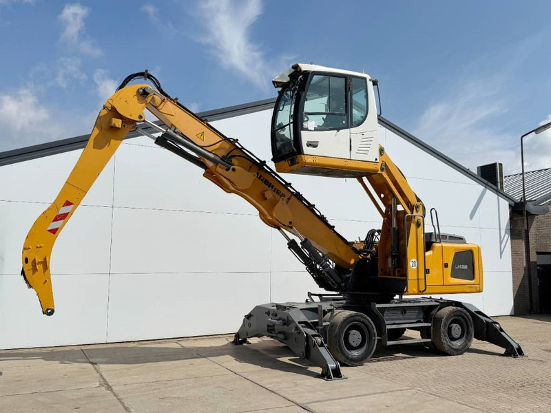 Liebherr LH22M Litronic - German Machine / Auto Greasing - آلة التعامل مع النفايات: صورة 1 Liebherr LH22M Litronic - German Machine / Auto Greasing - آلة التعامل مع النفايات: صورة 1