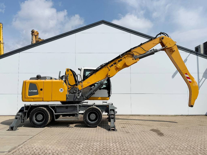 Liebherr LH22M Litronic - German Machine / Auto Greasing - آلة التعامل مع النفايات: صورة 5 Liebherr LH22M Litronic - German Machine / Auto Greasing - آلة التعامل مع النفايات: صورة 5