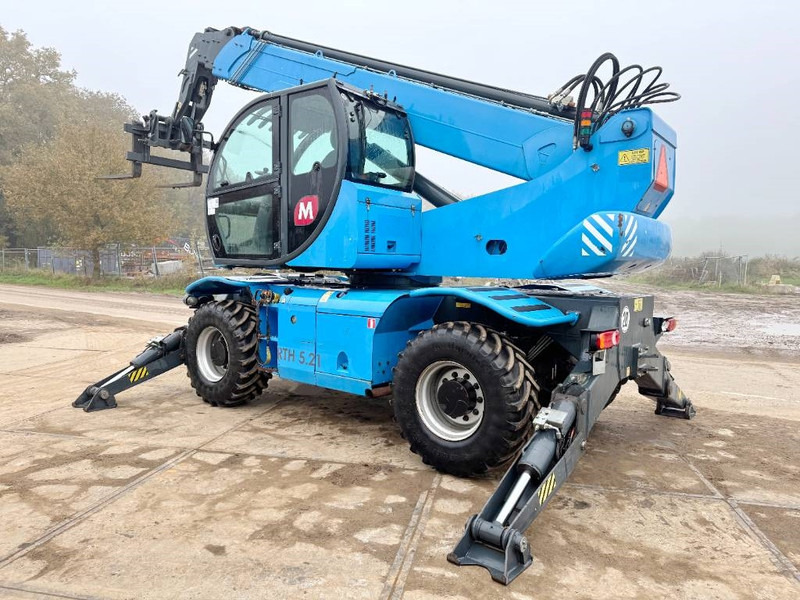 MAGNI RTH5.21 - Remote Control / 4 Wheel Steering - آلة رفع ونقل تلسكوبية: صورة 2 MAGNI RTH5.21 - Remote Control / 4 Wheel Steering - آلة رفع ونقل تلسكوبية: صورة 2