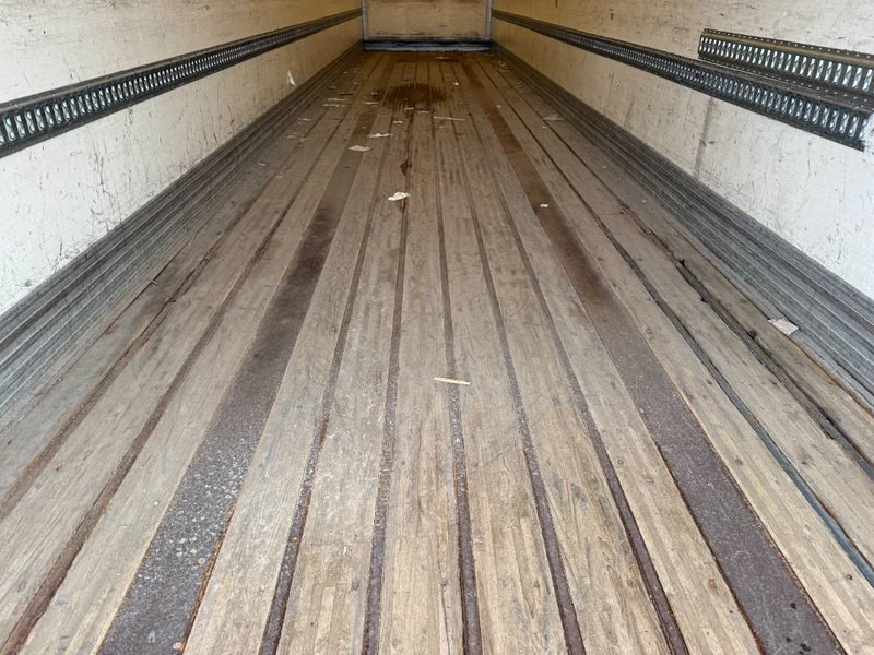 نصف مقطورة بصندوق مغلق Samro SR233DVP - Dutch Trailer / Forced Steering: صورة 17 نصف مقطورة بصندوق مغلق Samro SR233DVP - Dutch Trailer / Forced Steering: صورة 17