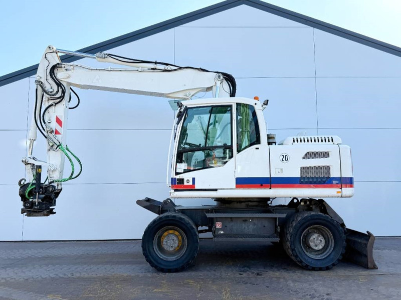 Volvo EW160D - Tiltrotator / Triple Boom / Auto Lube - حفار ذو عجلات: صورة 1 Volvo EW160D - Tiltrotator / Triple Boom / Auto Lube - حفار ذو عجلات: صورة 1