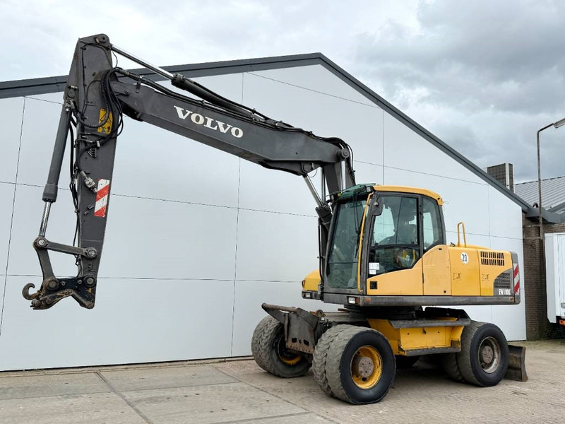 Volvo EW180C - Dutch Machine / Triple Boom - حفار ذو عجلات: صورة 2 Volvo EW180C - Dutch Machine / Triple Boom - حفار ذو عجلات: صورة 2