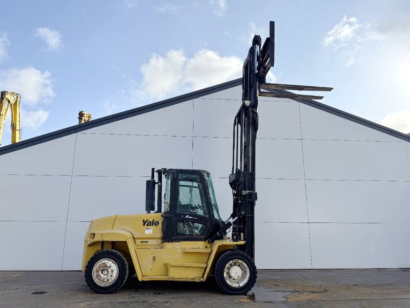 Yale GDP120DB - Triplex / Side Shift / Fork Positioners - رافعة شوكية ديزل: صورة 2 Yale GDP120DB - Triplex / Side Shift / Fork Positioners - رافعة شوكية ديزل: صورة 2