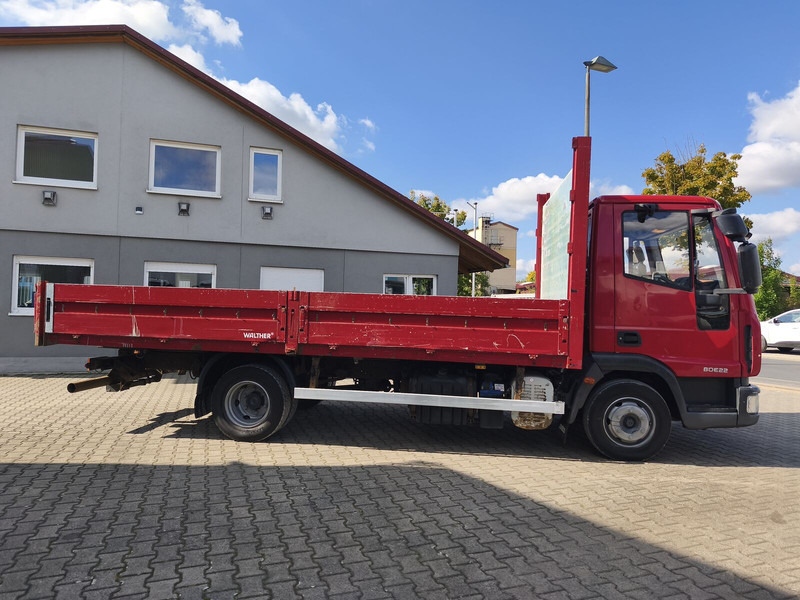 Iveco ML80E22 Pritsche Euro 5 4x2 3-Sitzer(3) - شاحنات مسطحة: صورة 4 Iveco ML80E22 Pritsche Euro 5 4x2 3-Sitzer(3) - شاحنات مسطحة: صورة 4