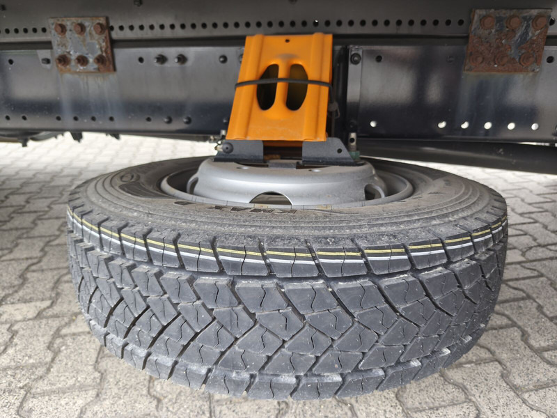 شاحنة صندوقية MAN TGL 8.190 TÜV NEU: صورة 17