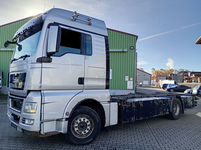 MAN TGX 18.440 BDF 4X2 Euro 5 (38) - شاحنة بهيكل معدني للمقصورة: صورة 2 MAN TGX 18.440 BDF 4X2 Euro 5 (38) - شاحنة بهيكل معدني للمقصورة: صورة 2
