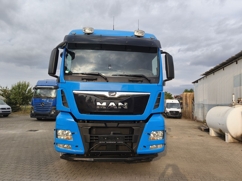 MAN TGX 26.500 Holz-LKW Euro6 6x4 Holztransporter m Palfinger (16) - شاحنة قطع الأشجار, شاحنة كرين: صورة 3 MAN TGX 26.500 Holz-LKW Euro6 6x4 Holztransporter m Palfinger (16) - شاحنة قطع الأشجار, شاحنة كرين: صورة 3