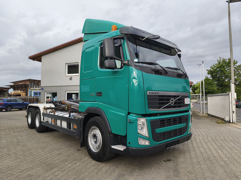 Volvo FH460 Meiller Abrollkipper 6x4 Euro 5 AHK (8) - شاحنة برافعة خطافية: صورة 4 Volvo FH460 Meiller Abrollkipper 6x4 Euro 5 AHK (8) - شاحنة برافعة خطافية: صورة 4