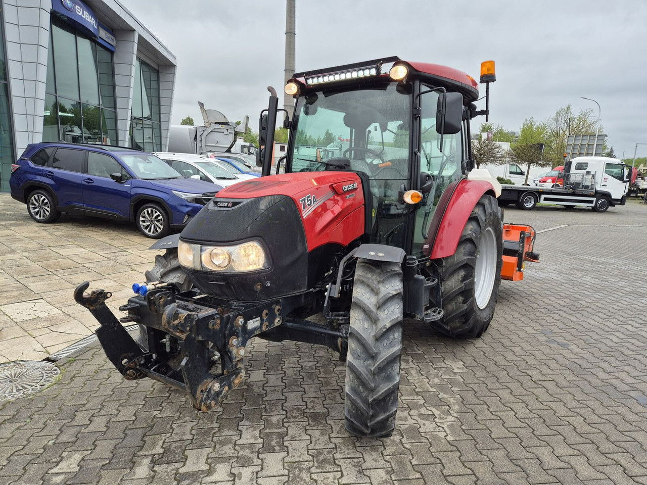 Case IH Farmall 75 / 2022 / Only 1853 MTH / Sweeper + Plow Extra / 1 OWN - جرار: صورة 2 Case IH Farmall 75 / 2022 / Only 1853 MTH / Sweeper + Plow Extra / 1 OWN - جرار: صورة 2