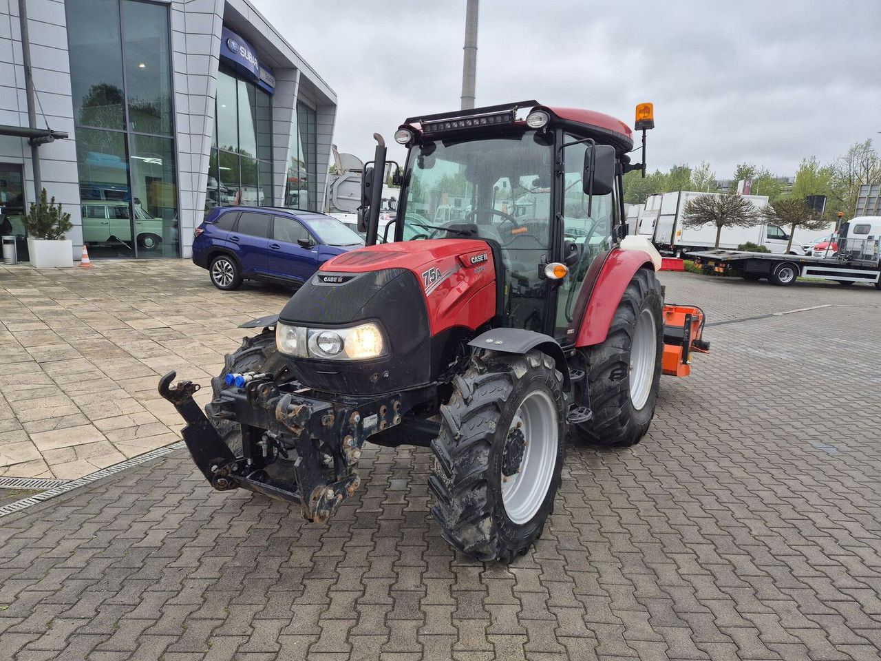 Case IH Farmall 75 / 2022 / Only 1853 MTH / Sweeper + Plow Extra / 1 OWN - جرار: صورة 4 Case IH Farmall 75 / 2022 / Only 1853 MTH / Sweeper + Plow Extra / 1 OWN - جرار: صورة 4
