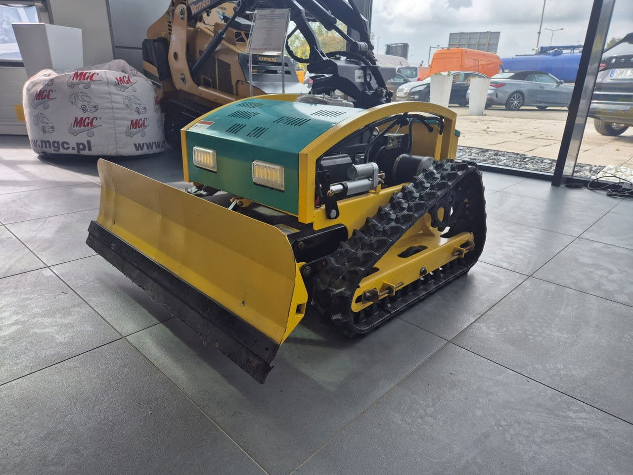 Diversen MP-M500PRO / Brand NEW / Remote Controller Mower / Snow Plow - معدات البستنة: صورة 3 Diversen MP-M500PRO / Brand NEW / Remote Controller Mower / Snow Plow - معدات البستنة: صورة 3