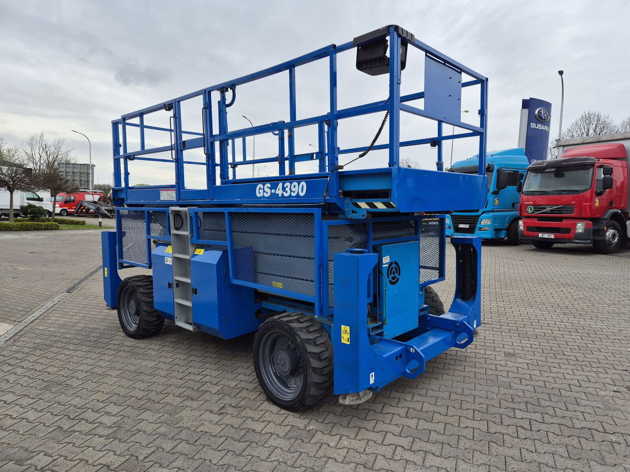 Genie GS 4390 / 15M High / 680KG Load / 1 Owner / Servic ED - مرفاع مقصي: صورة 2 Genie GS 4390 / 15M High / 680KG Load / 1 Owner / Servic ED - مرفاع مقصي: صورة 2
