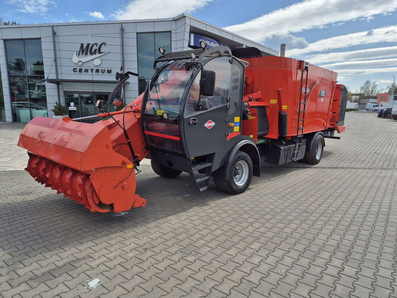Kuhn SPW 22 / LOW MTH / 1 Owner / Works Great - عربة خلط الأعلاف: صورة 1 Kuhn SPW 22 / LOW MTH / 1 Owner / Works Great - عربة خلط الأعلاف: صورة 1