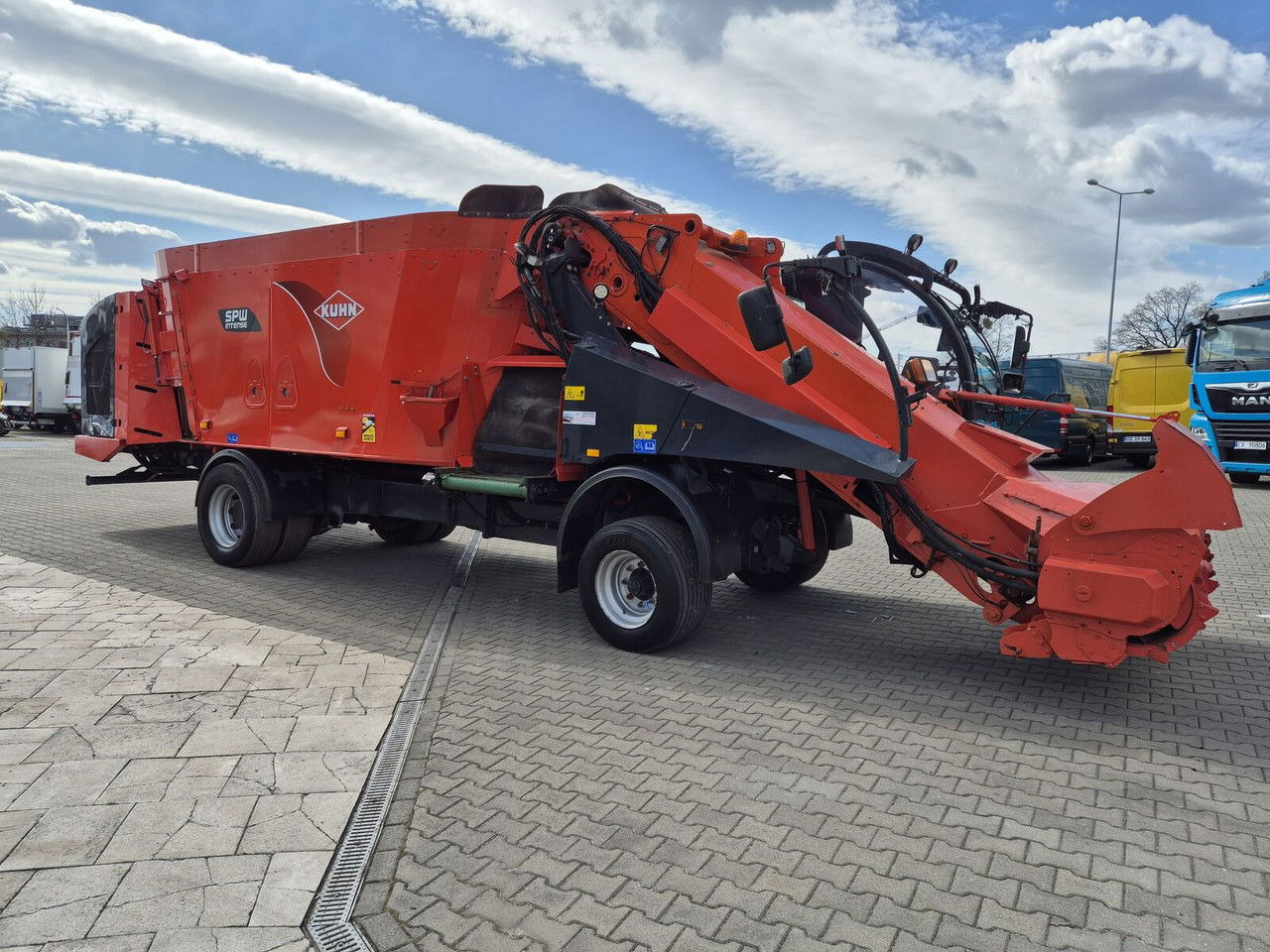 Kuhn SPW 22 / LOW MTH / 1 Owner / Works Great - عربة خلط الأعلاف: صورة 5 Kuhn SPW 22 / LOW MTH / 1 Owner / Works Great - عربة خلط الأعلاف: صورة 5