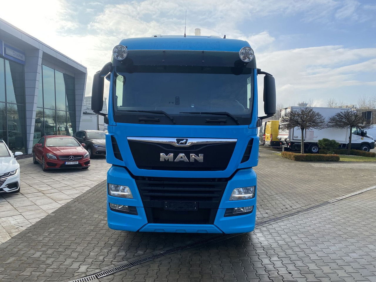 MAN TGX 26.500 NEW Service AT MAN / Frame - شاحنة بهيكل معدني للمقصورة: صورة 3 MAN TGX 26.500 NEW Service AT MAN / Frame - شاحنة بهيكل معدني للمقصورة: صورة 3