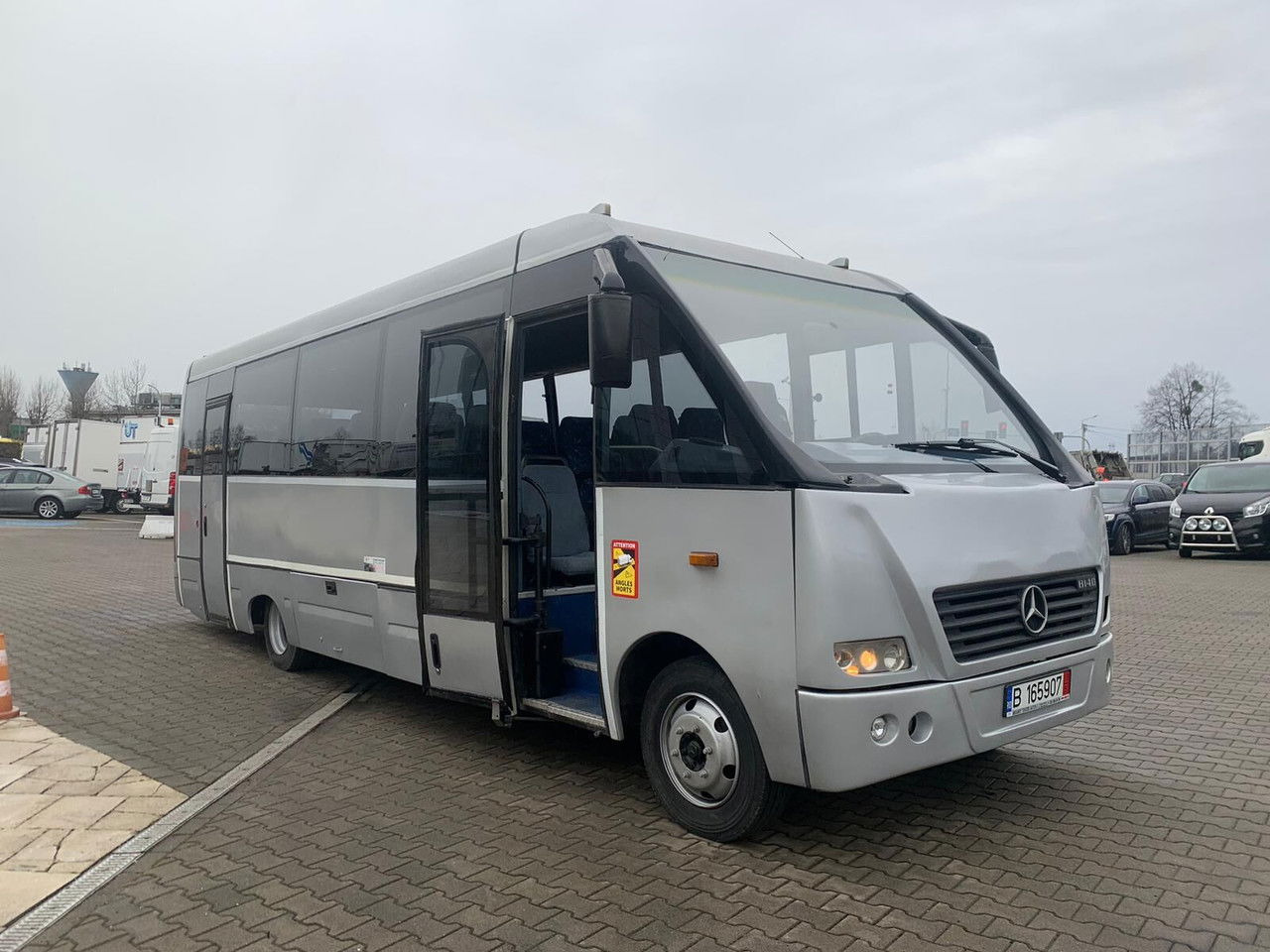 Mercedes-Benz Vario 814 814D, Mediano, Cibro, Vario,33 seats, E4, Wide Body Mercedes-Benz Vario 814 814D, Mediano, Cibro, Vario,33 seats, E4, Wide Body - حافلة الضواحي: صورة 1 Mercedes-Benz Vario 814 814D, Mediano, Cibro, Vario,33 seats, E4, Wide Body Mercedes-Benz Vario 814 814D, Mediano, Cibro, Vario,33 seats, E4, Wide Body - حافلة الضواحي: صورة 1
