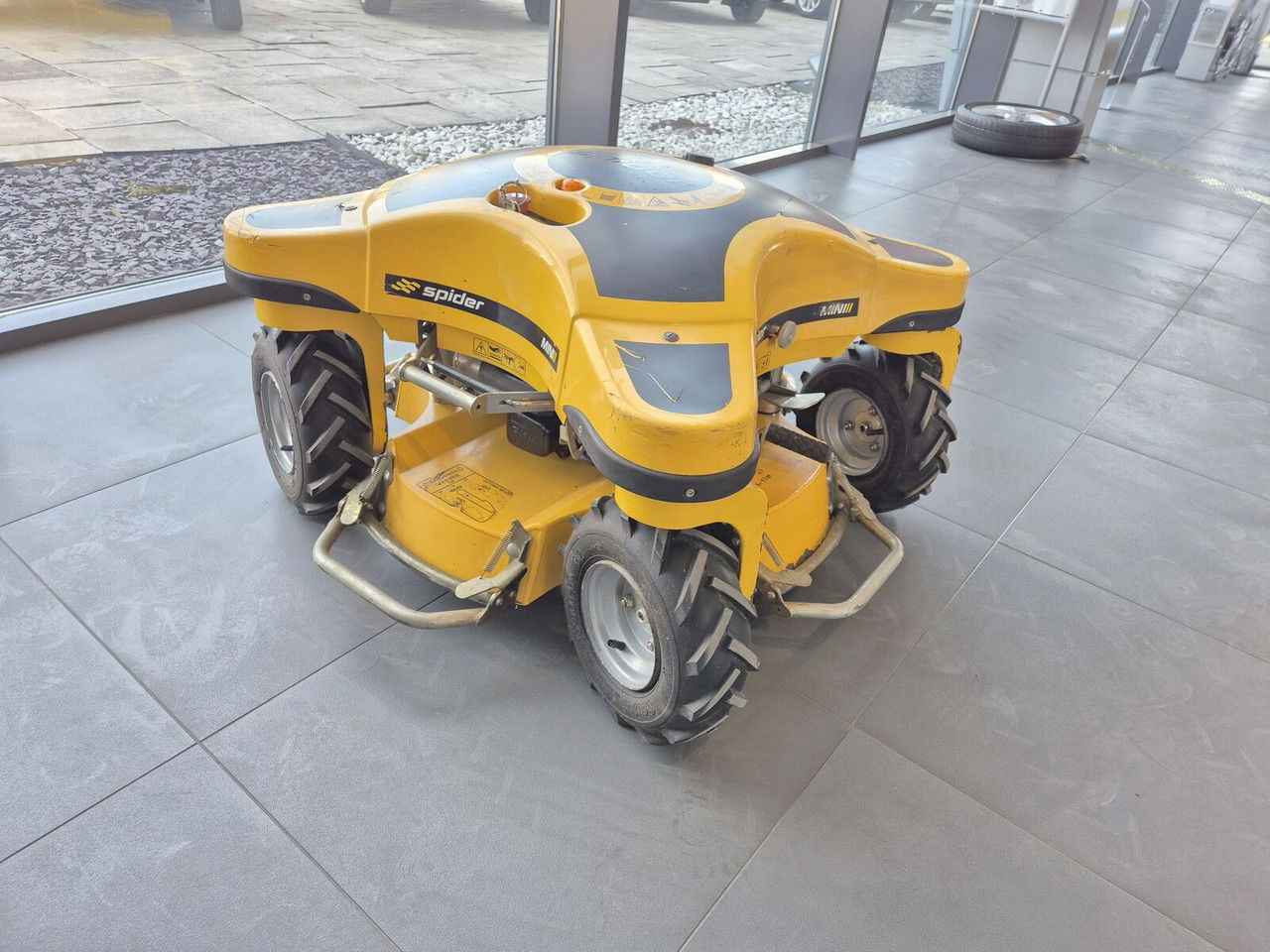 Spider MINI Mini Spider II - جزازة عشب الحدائق: صورة 2 Spider MINI Mini Spider II - جزازة عشب الحدائق: صورة 2