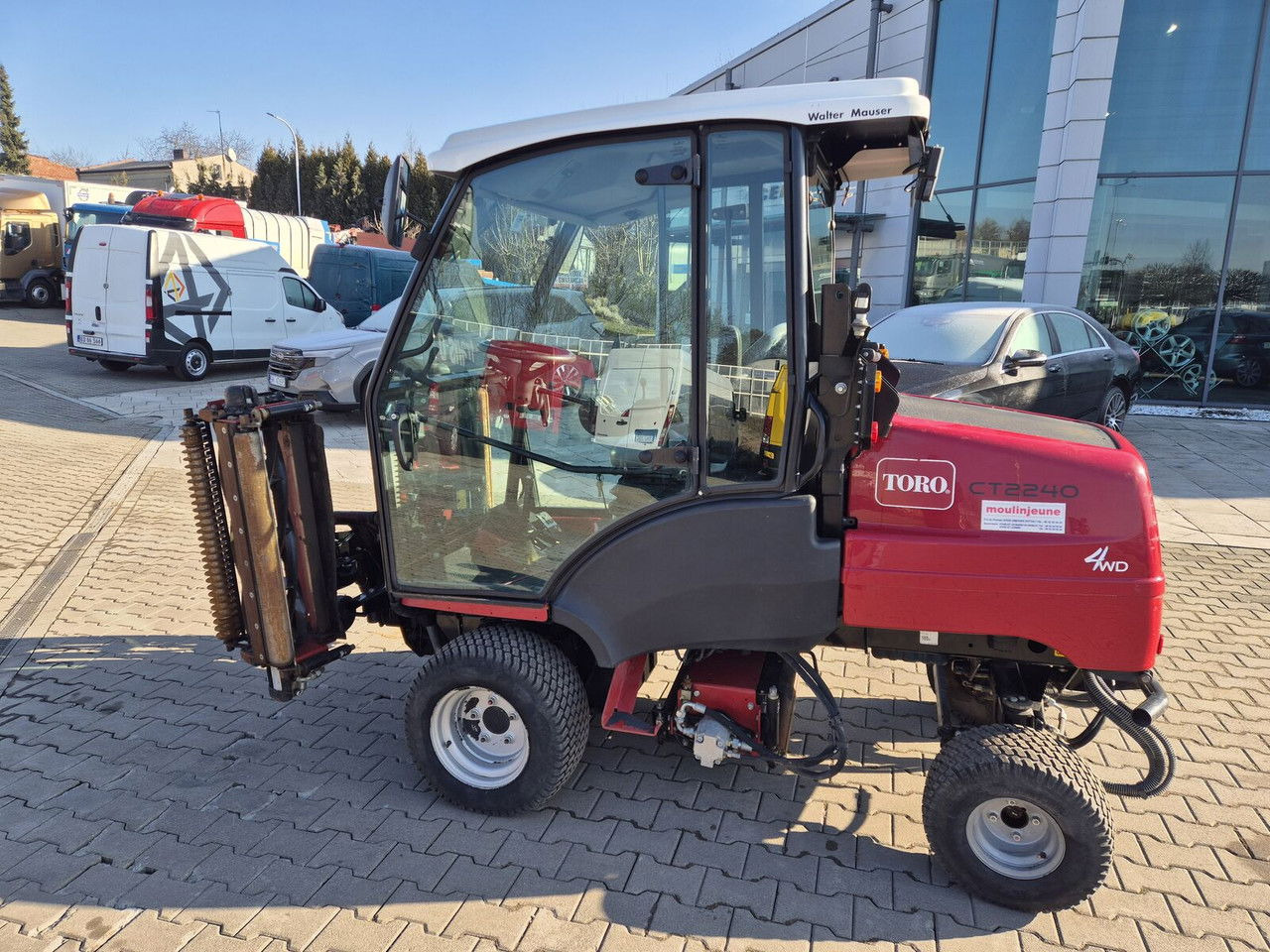 Toro CT2240 / 4WD / Like NEW / Only 1681MTH - جزازة عشب الحدائق: صورة 1 Toro CT2240 / 4WD / Like NEW / Only 1681MTH - جزازة عشب الحدائق: صورة 1