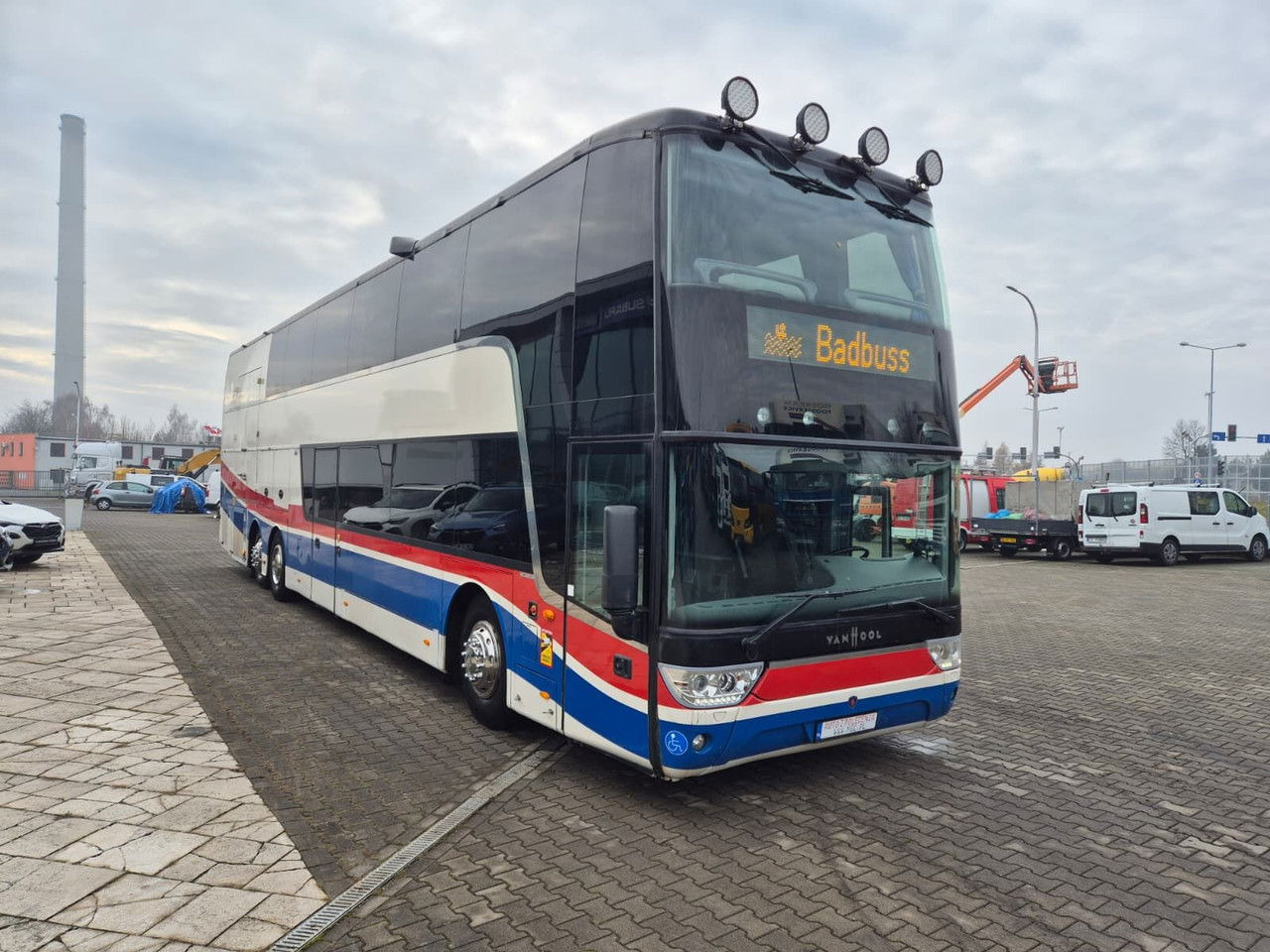VAN HOOL Astromega Scania TDX29 / K450 - حافلة ذات طابقين: صورة 5 VAN HOOL Astromega Scania TDX29 / K450 - حافلة ذات طابقين: صورة 5